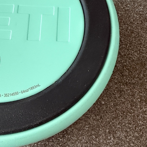 YETI Boomer  8 Cups Pet Dog Bowl Seafoam Mint Stainless Steel Pet Bowl - Picture 5 of 13